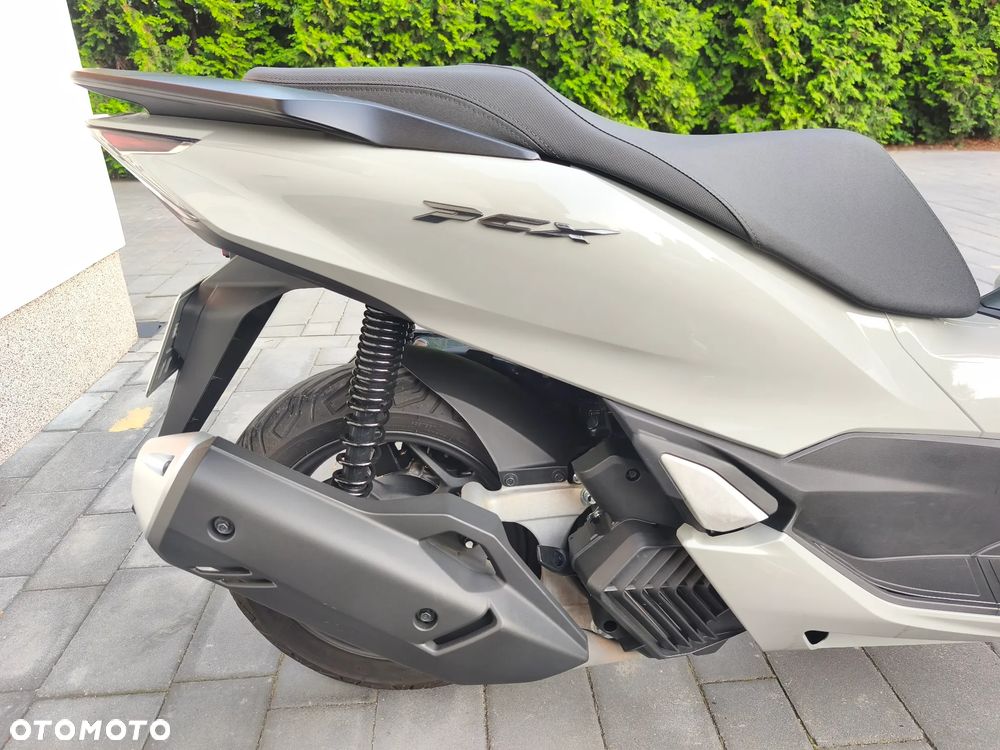 Honda PCX - 16