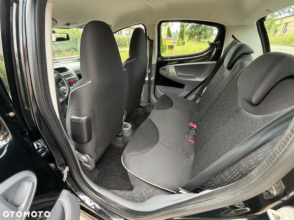 Peugeot 107 70 Black&Silver - 17