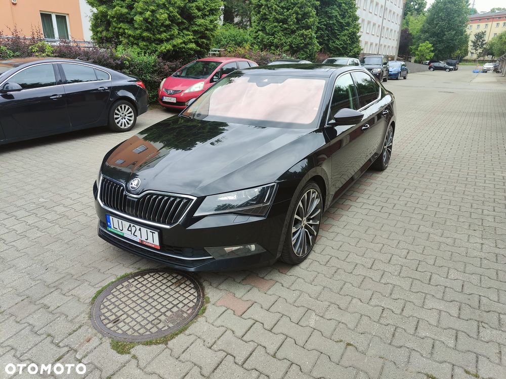 Skoda Superb 2.0 TDI 4x4 L&K DSG - 17