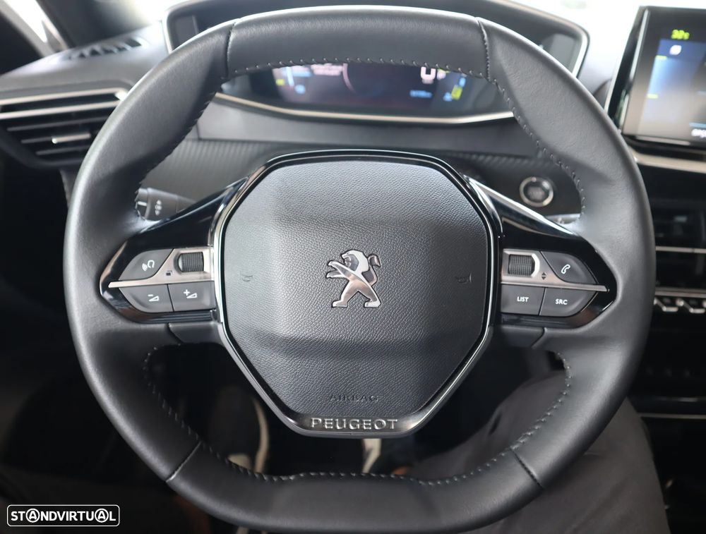 Peugeot e-2008 Allure - 30