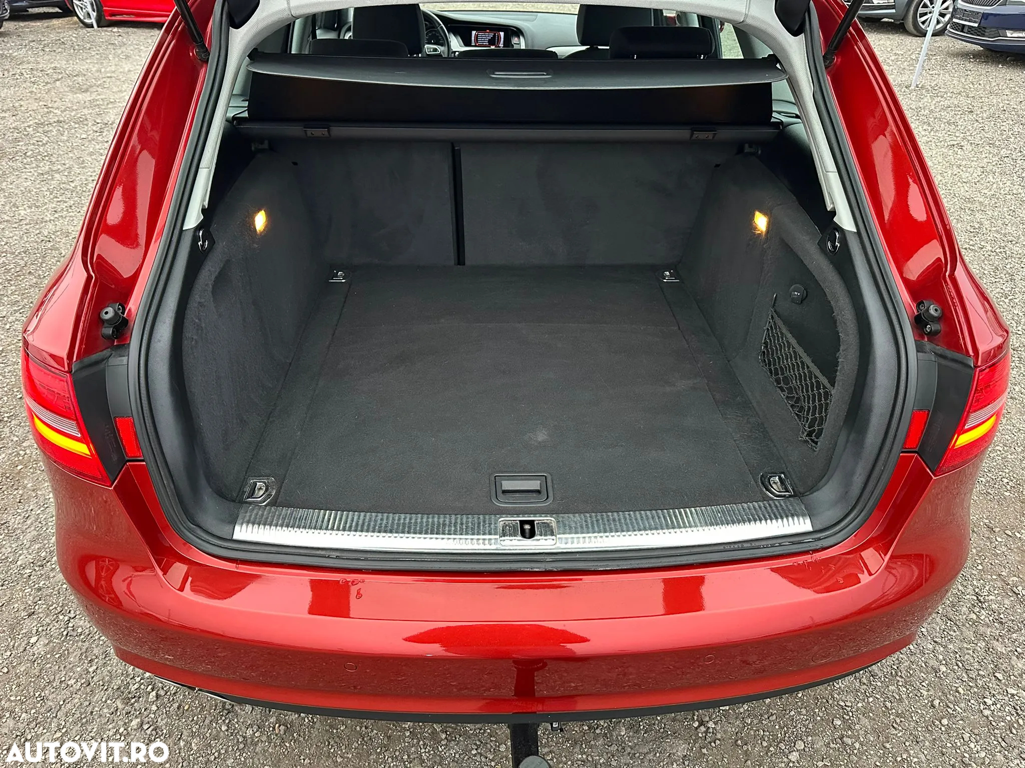 Audi A4 Avant 2.0 TDI DPF multitronic Ambiente - 31