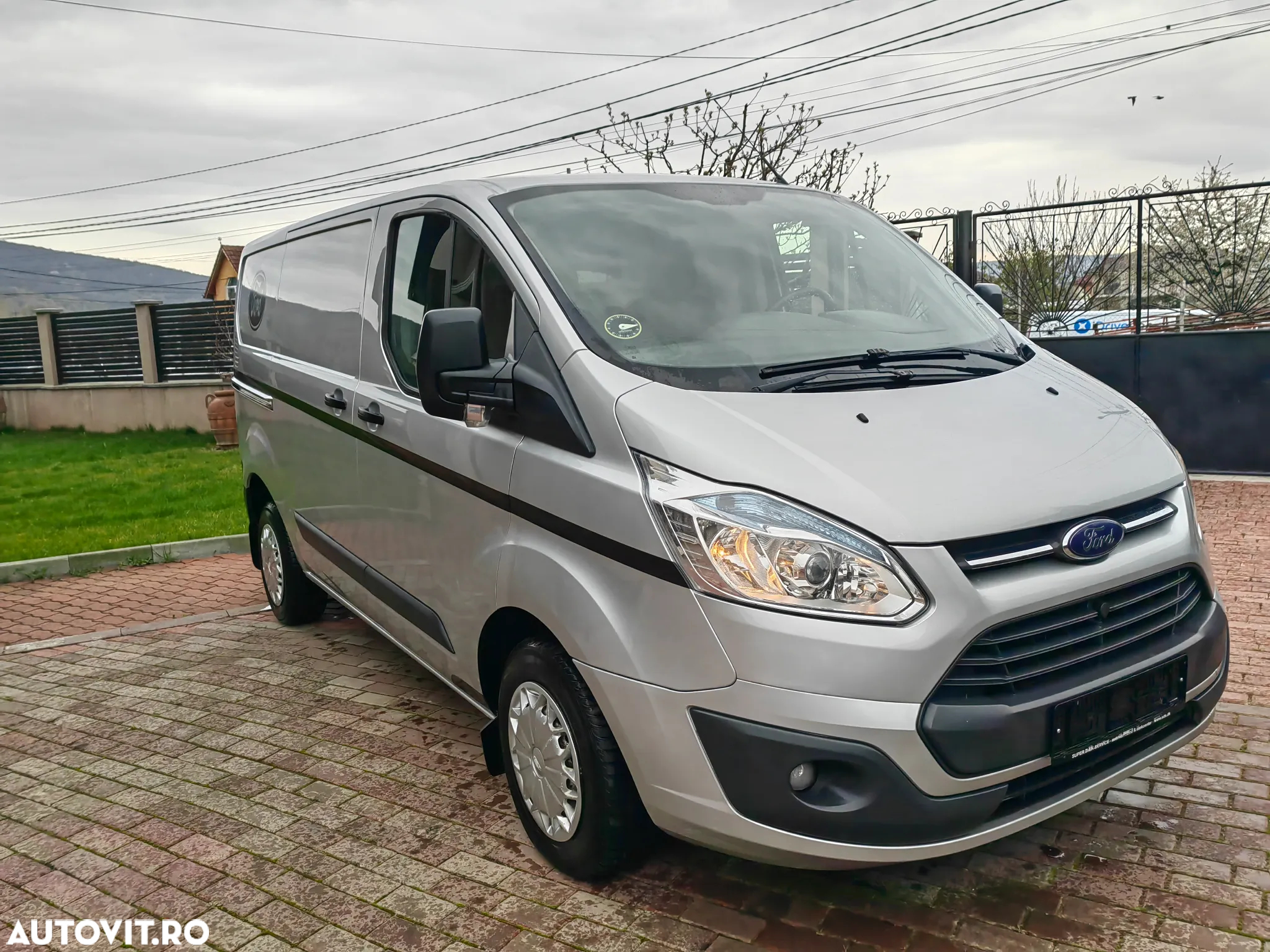 Ford Transit Custom - 11