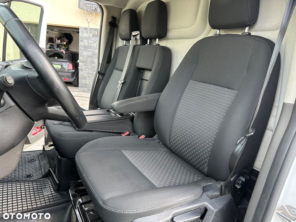 Ford Transit Custom - 8