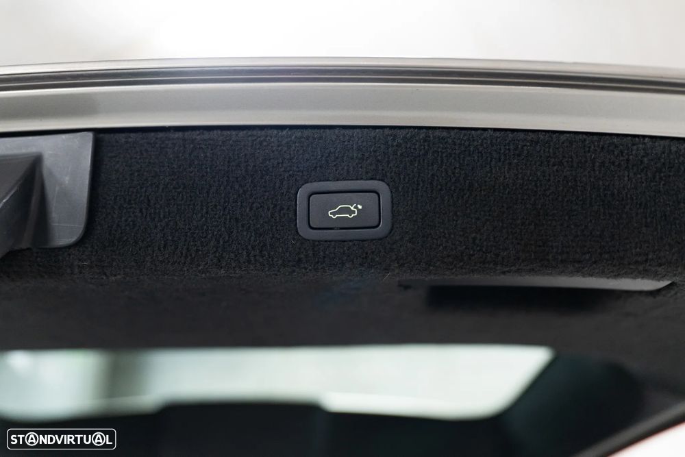 Volvo XC 70 D5 Summum Geartronic - 54