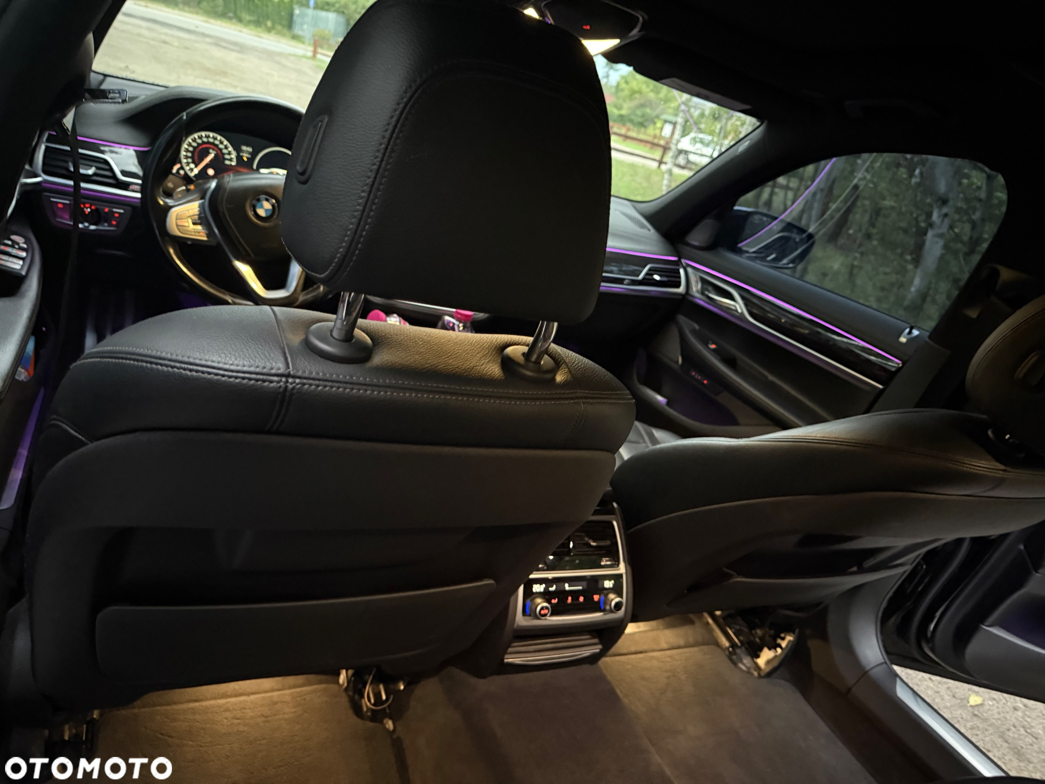 BMW Seria 7 740Li - 16
