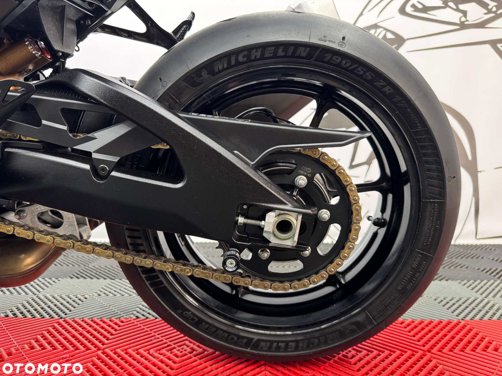 Suzuki GSX-R - 19
