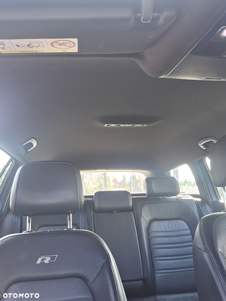 Volkswagen Passat - 16