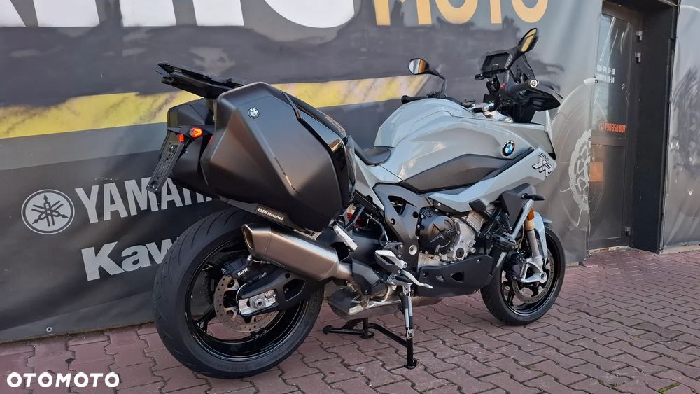 BMW XR - 7