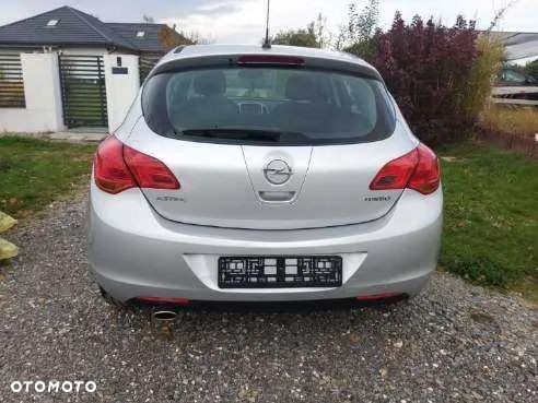 Opel Astra 1.6 Turbo Sport - 6