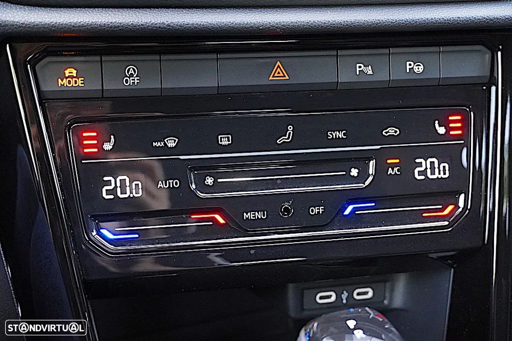 VW T-Roc 2.0 TDI R-Line DSG - 34