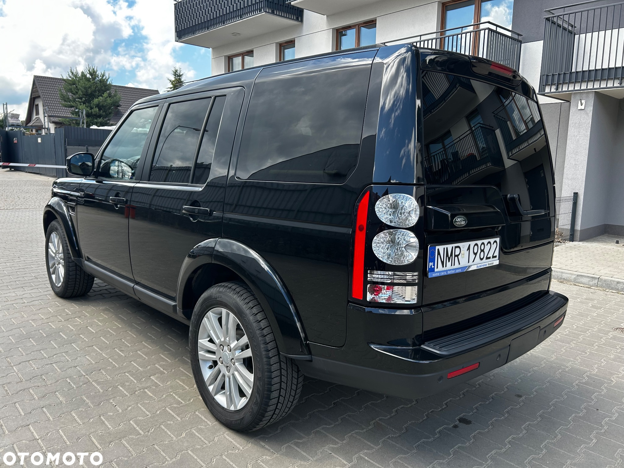Land Rover Discovery IV 3.0 V6 SC HSE - 10