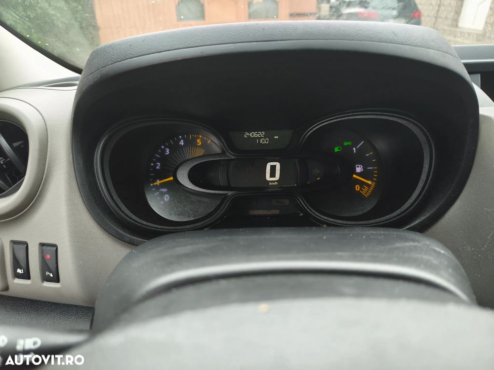Renault Trafic Combi L2H1 7+1 Expression - 6