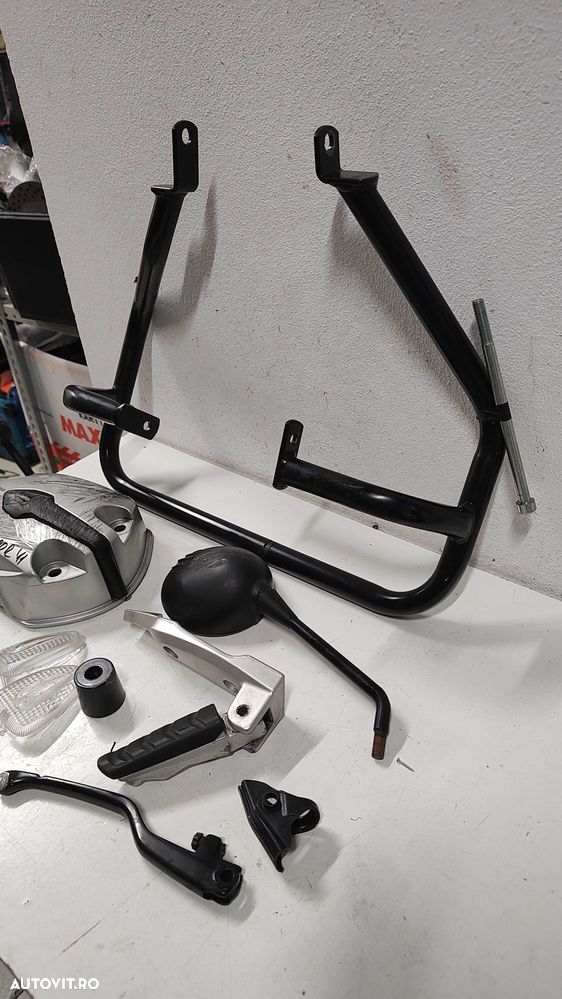 Suport parbriz oglinzi scarite BMW R1200R - 3