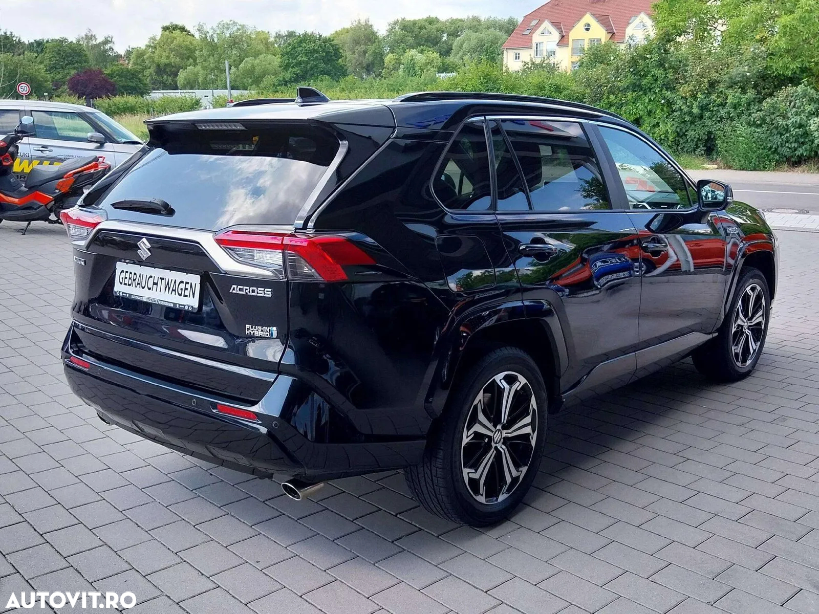 Suzuki Across PLUG-IN HYBRID - 4