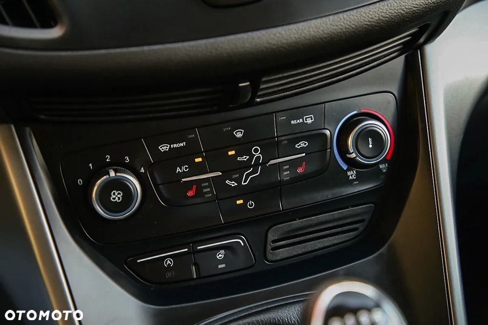 Ford Kuga 1.5 EcoBoost 2x4 Trend - 18