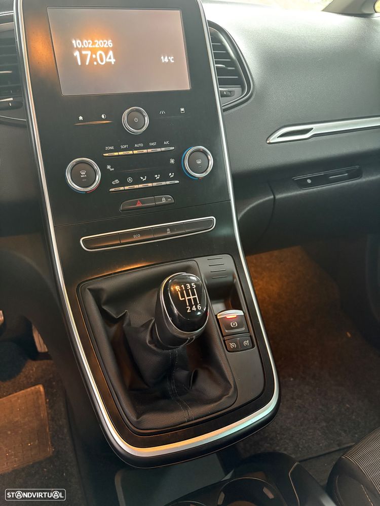 Renault Scénic BLUE dCi 120 BUSINESS EDITION - 18