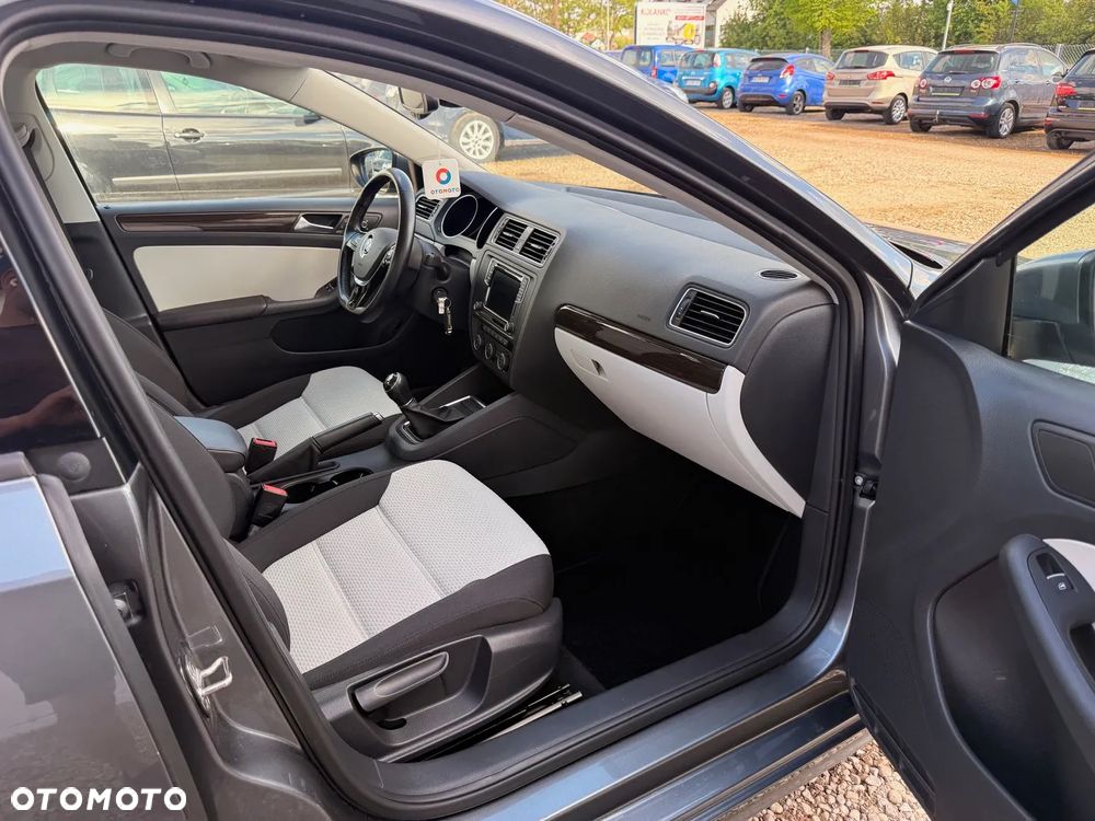 Volkswagen Jetta 2.0 TDI DPF BMT Comfortline - 21