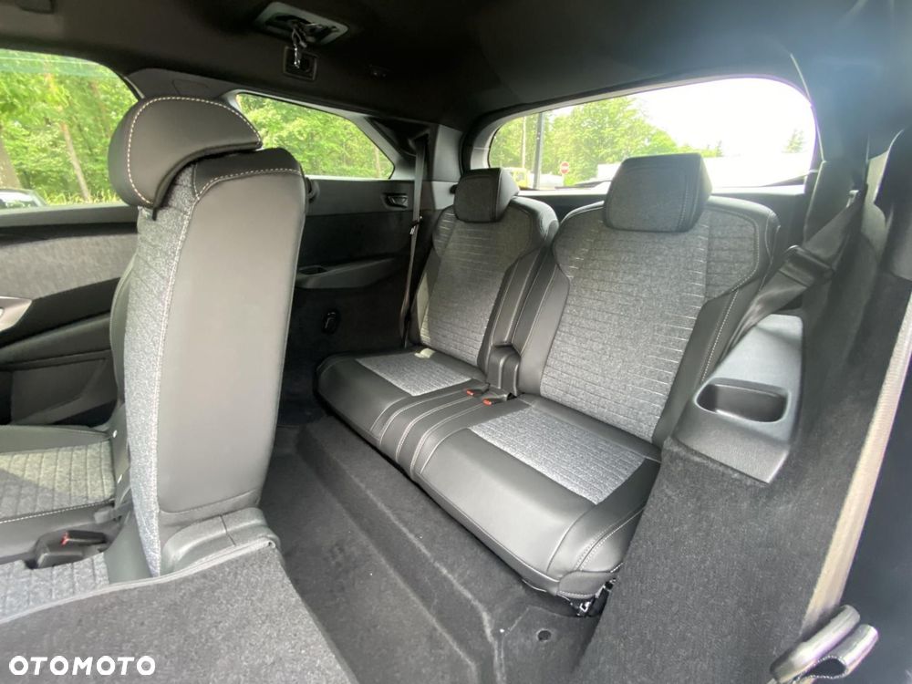 Peugeot 5008 1.2 PureTech mHEV Allure S&S e-DCS6 - 8