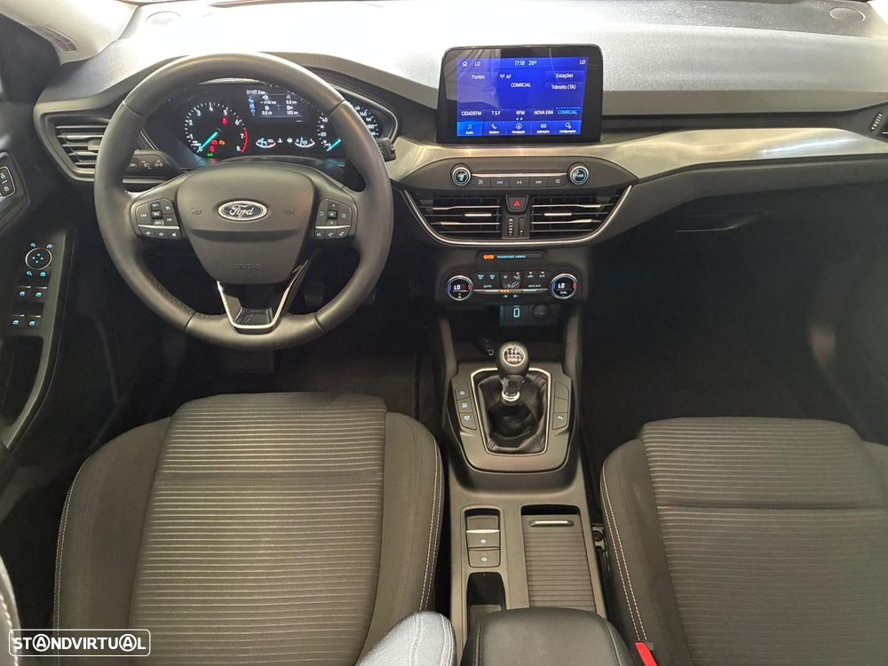 Ford Focus 1.0 EcoBoost Titanium - 33