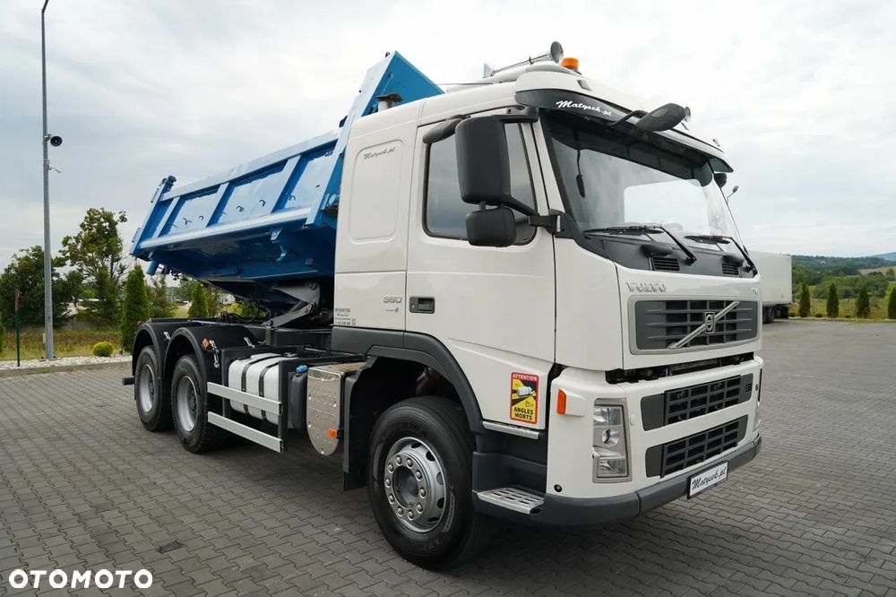 Volvo FM 360 / 6x4 / WYWROTKA DWUSTRONNA / HYDROBURTA / MANUAL / SPROWADZONY - 17