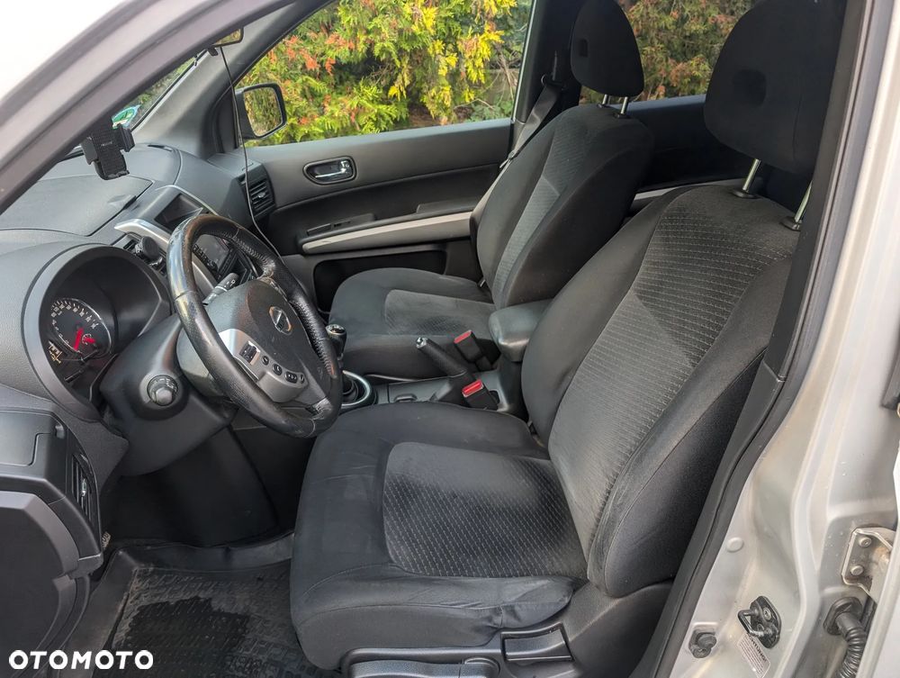 Nissan X-Trail - 11