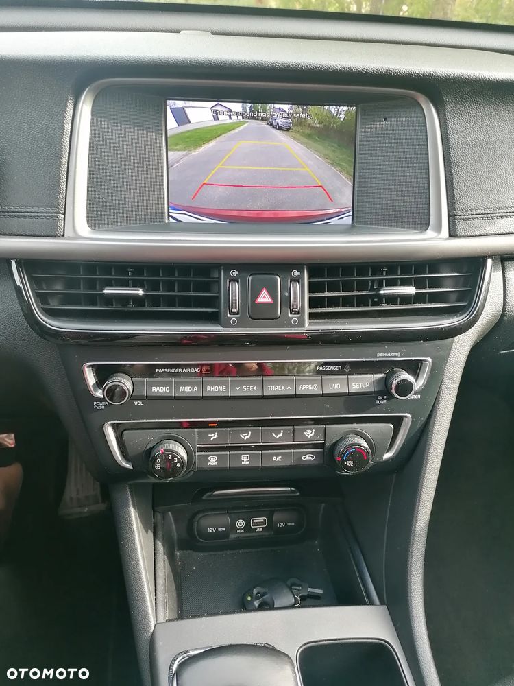 Kia Optima - 18