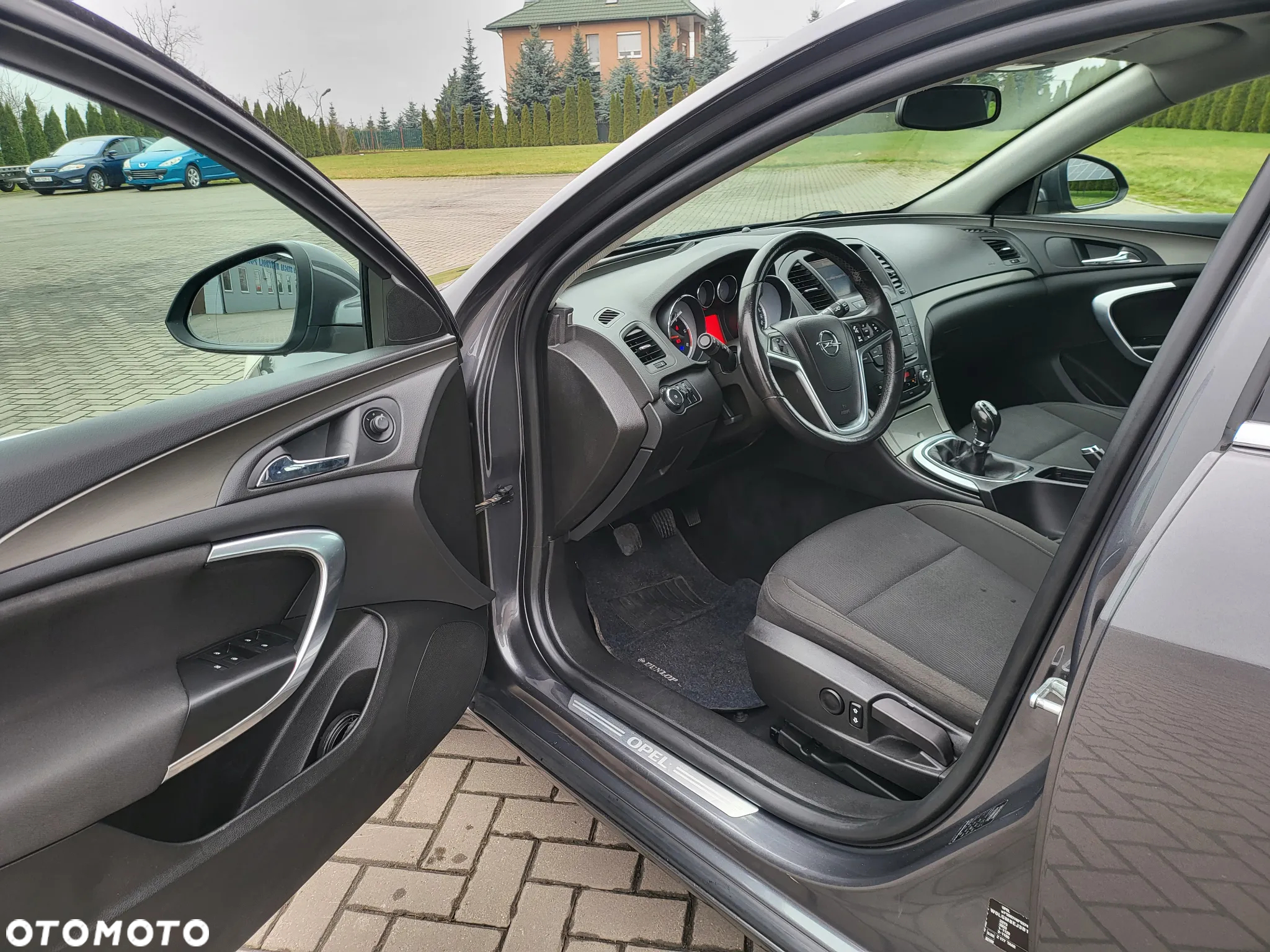 Opel Insignia - 19