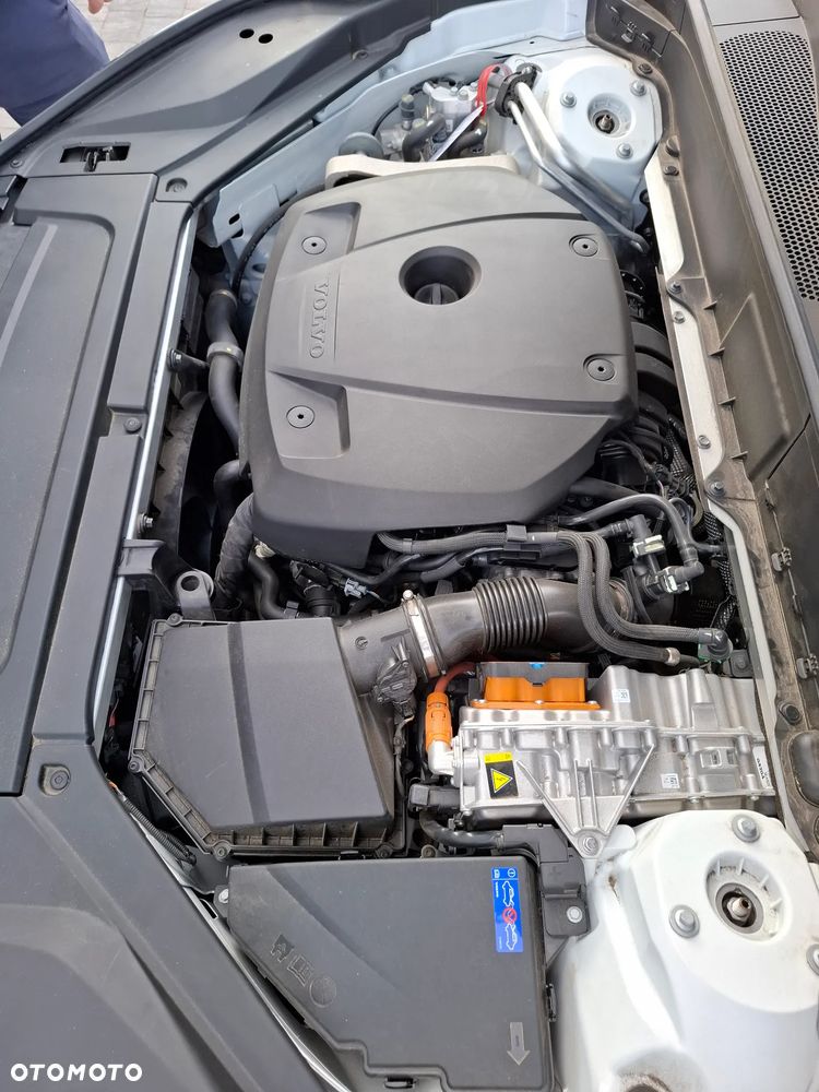 Volvo XC 90 T8 AWD Recharge Geartronic Inscription Edition - 16