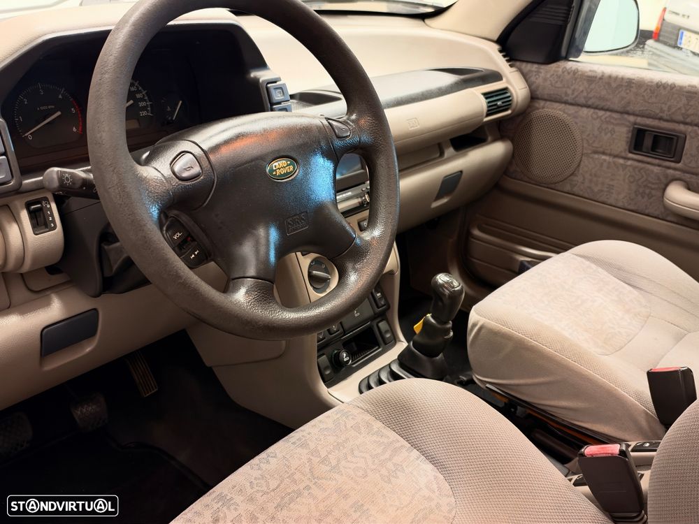 Land Rover Freelander 2.0 Td4 SE — photo 5