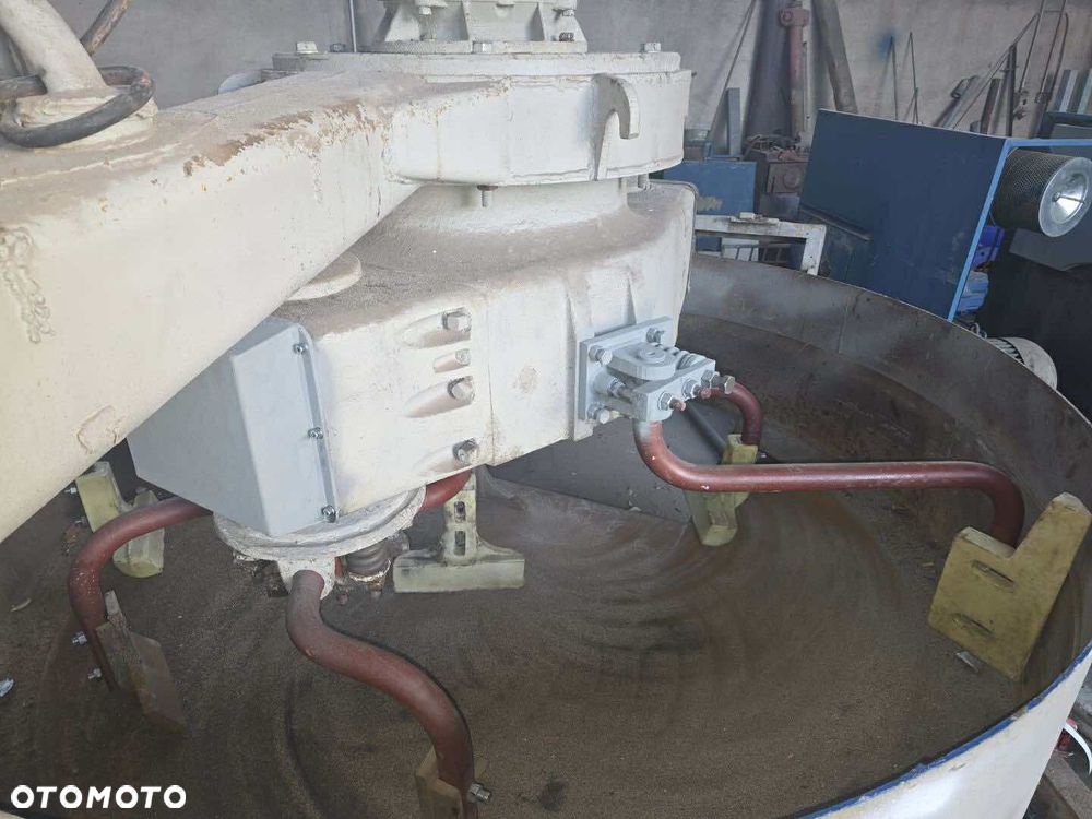 Inny ZREMB 0,75m3 - 4