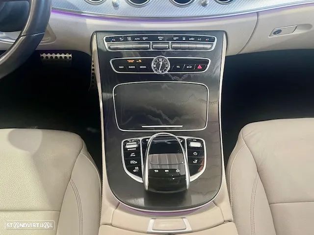 Mercedes-Benz E 300 de Avantgarde - 19
