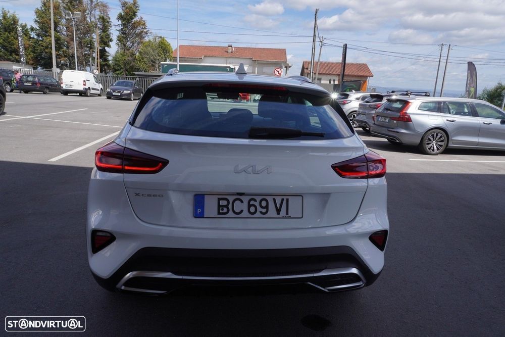 Kia XCeed - 8