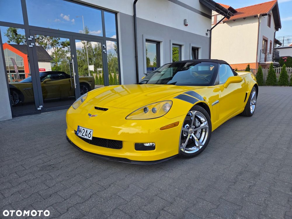 Chevrolet Corvette - 17