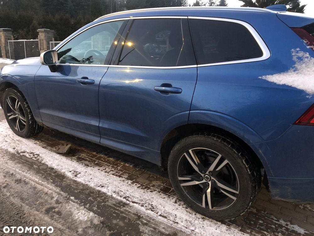 Volvo XC 60 D5 SCR AWD R-Design - 6