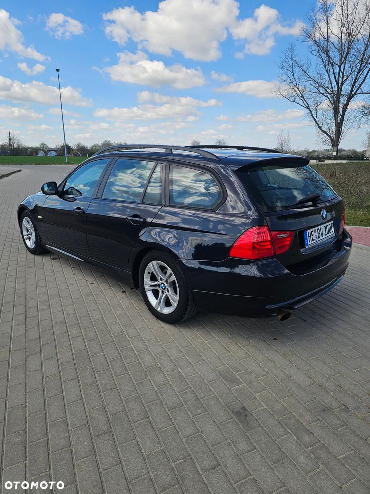 BMW Seria 3 318i Edition Exclusive - 5