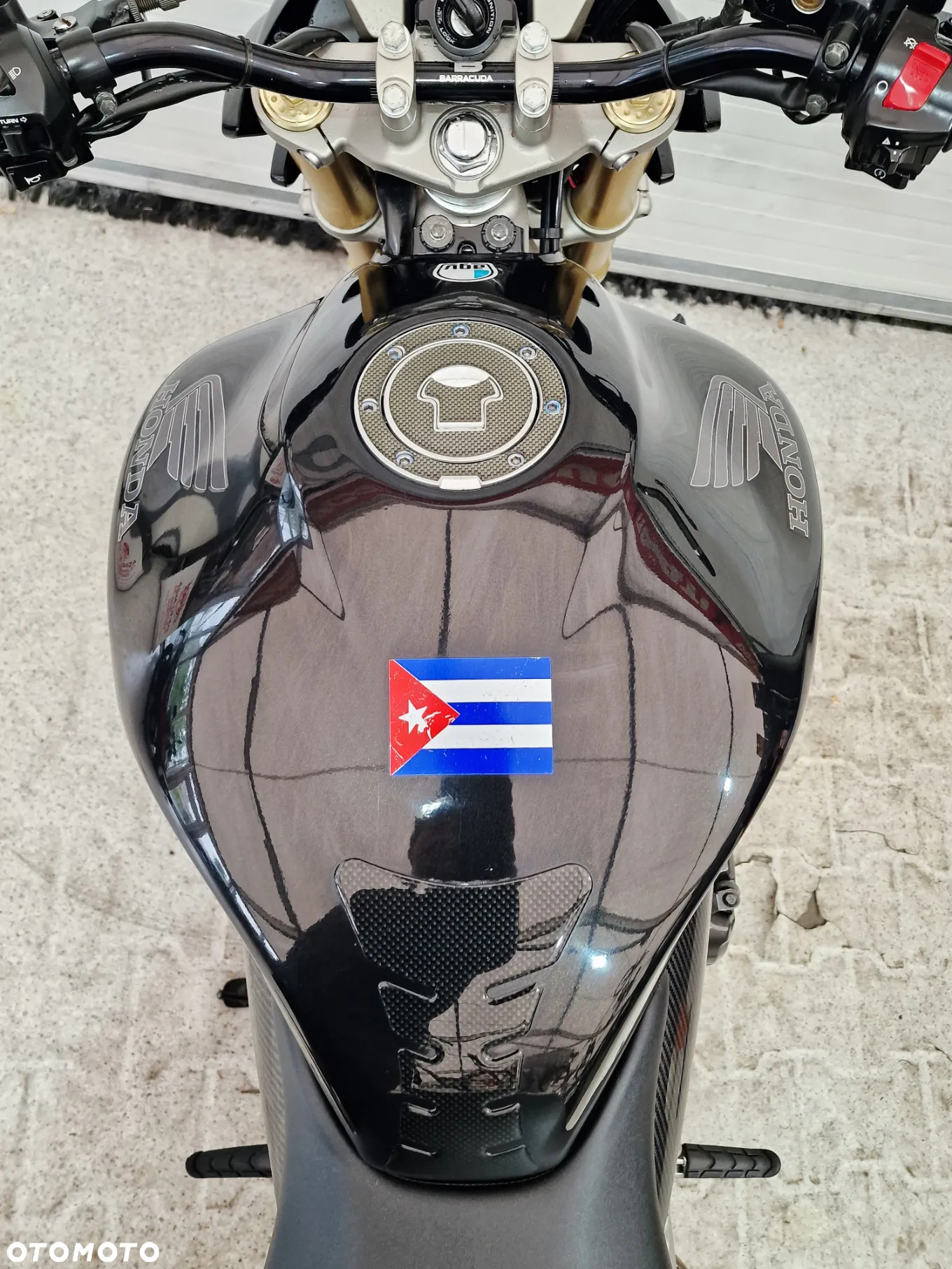 Honda Hornet - 27
