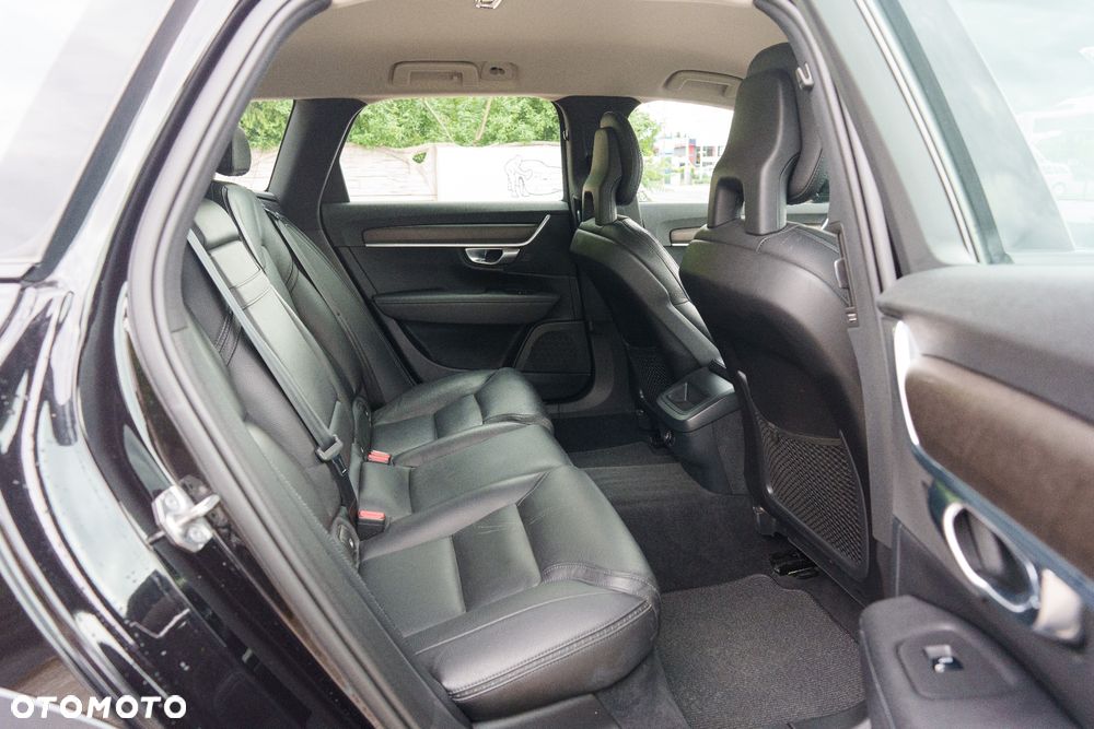 Volvo V90 Cross Country D4 AWD Geartronic Pro - 17