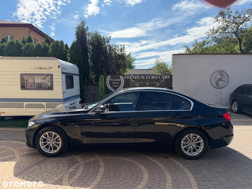 BMW Seria 3 320d Efficient Dynamic Edition Sport Line - 22
