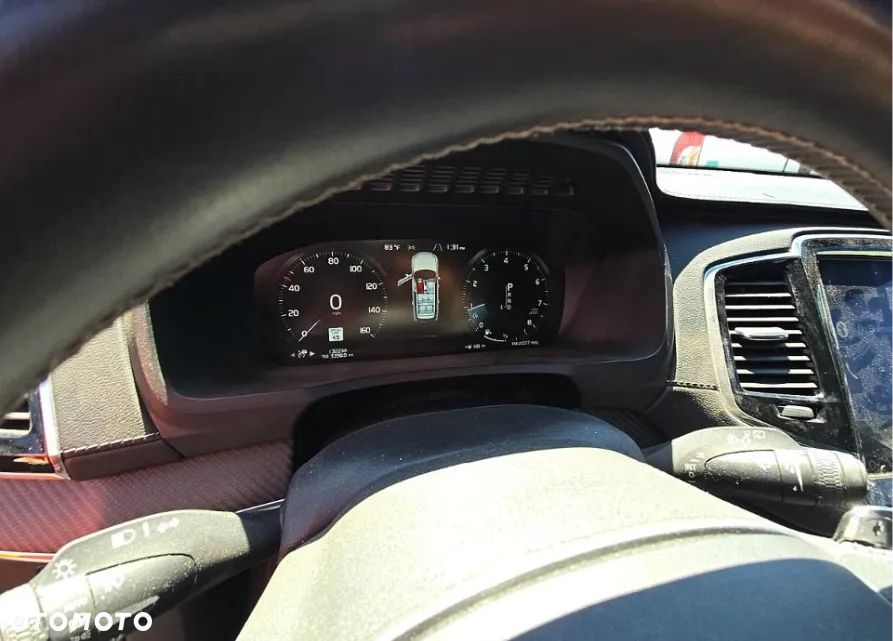 Volvo XC 90 T6 AWD R-Design - 9