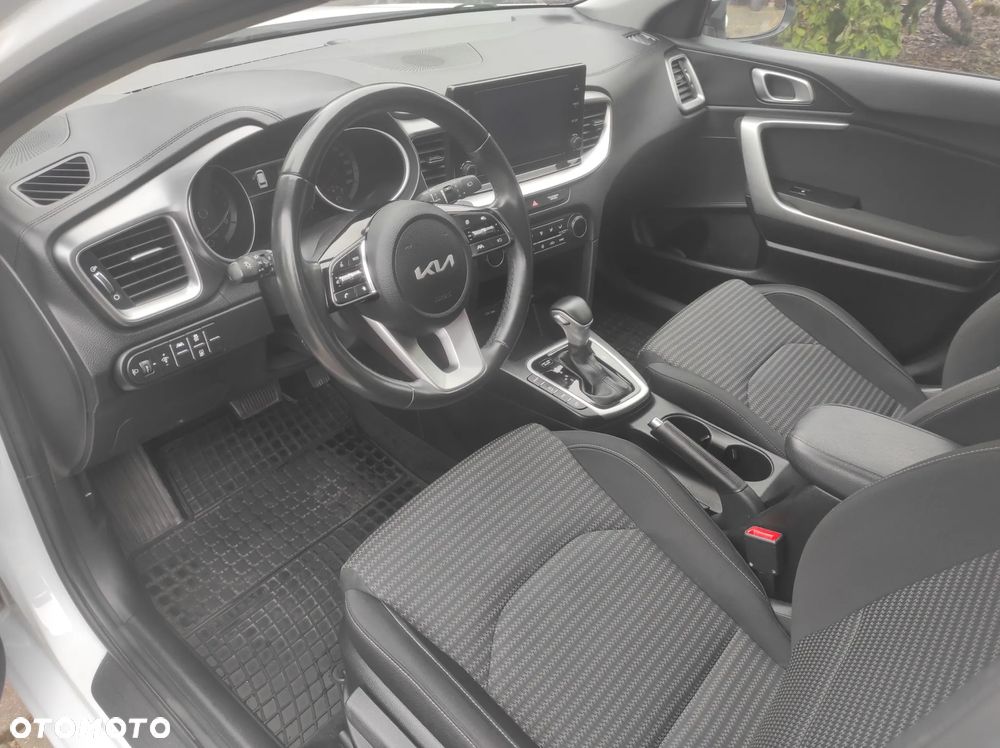 Kia Ceed 1.5 T-GDI M DCT - 17