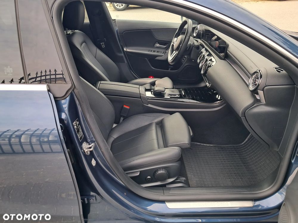 Mercedes-Benz CLA 200 d 8G-DCT Special Edition - 30