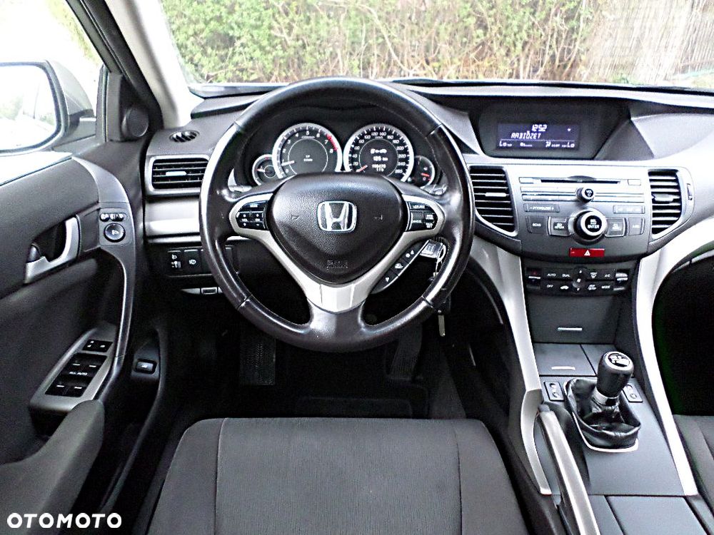 Honda Accord 2.0 Elegance Advantage - 8
