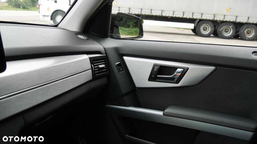 Mercedes-Benz GLK 220 CDI BlueEff 4-Matic - 24