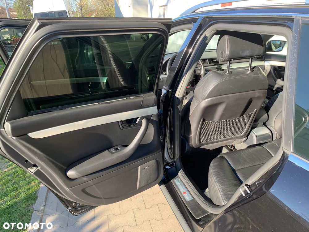 Audi A4 Avant 2.0 TDI DPF Quattro - 17