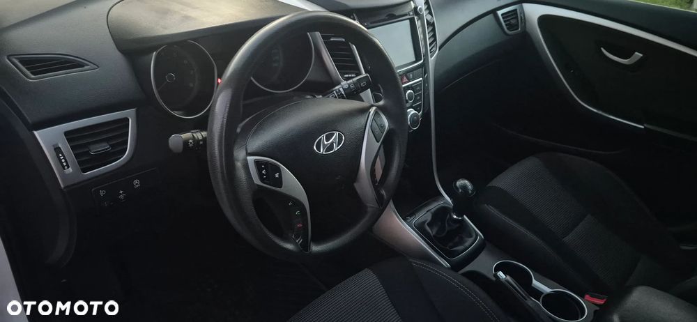 Hyundai i30 - 19