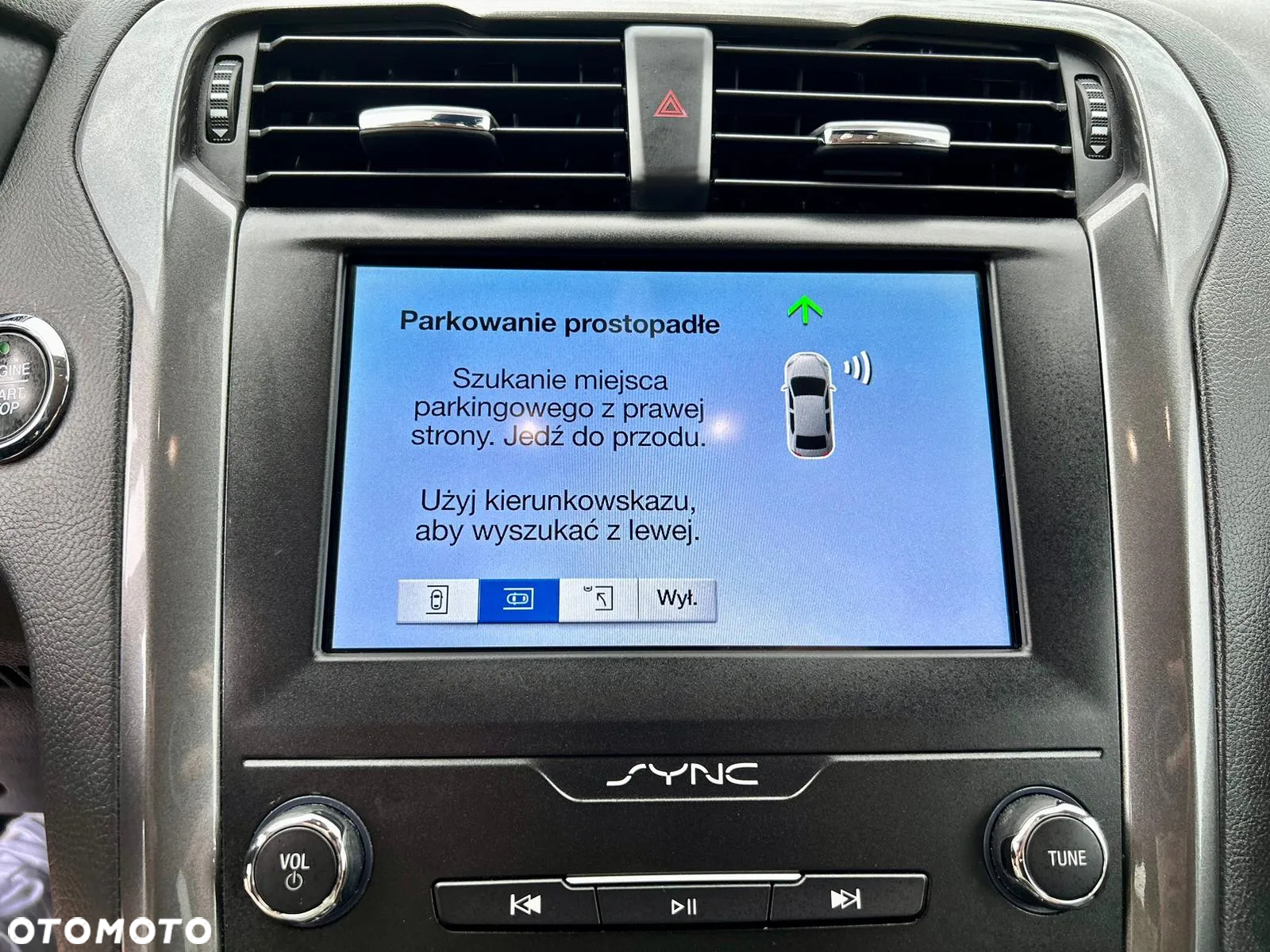 Ford Mondeo 2.0 EcoBlue Titanium - 27