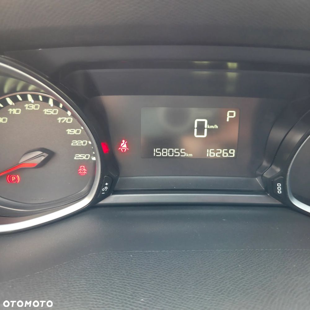 Peugeot 308 - 11