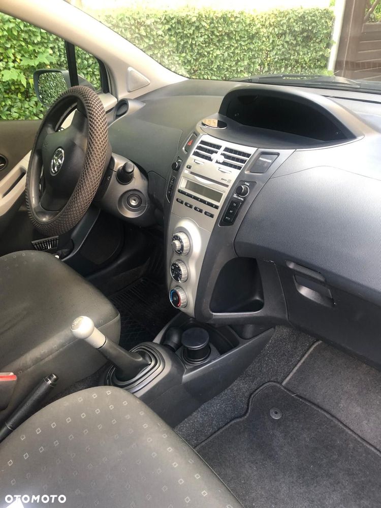 Toyota Yaris 2008