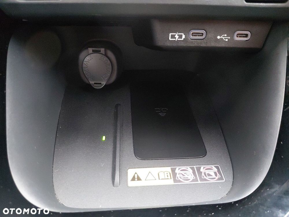 Toyota Yaris Hybrid 1.5 Style - 26