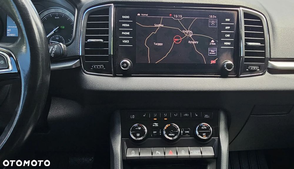 Skoda Karoq 2.0 TDI SCR 4x4 Ambition DSG - 28